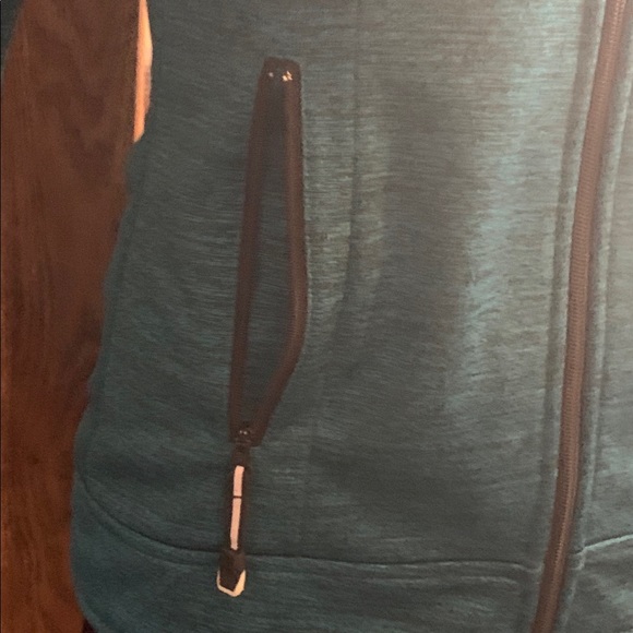 “ROPER” Peacock Blue & Black Hoodie NWT - Picture 3 of 9